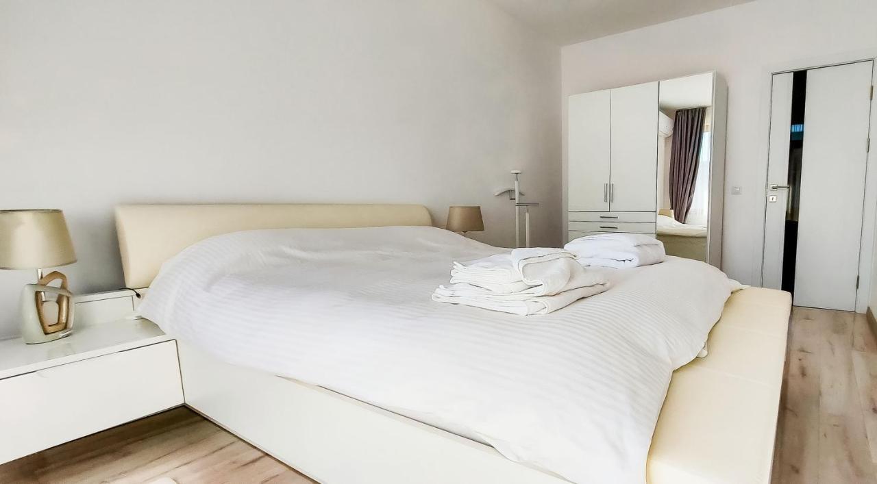 Lighthouse Golf Resort, 75 Mp2, With Balcony Balchik Ngoại thất bức ảnh